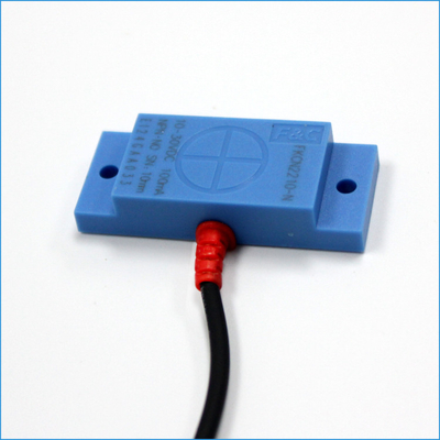 Le capteur non métallique de détecteur et le commutateur de proximité et le npn capacitifs arrosent le capteur de détecteur