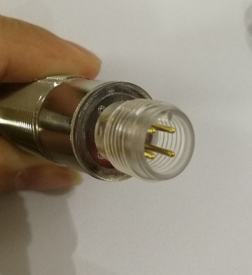 Type photoélectrique 2cm de connecteur des capteurs M12 en métal M18 commutateur de 3 fils de détection