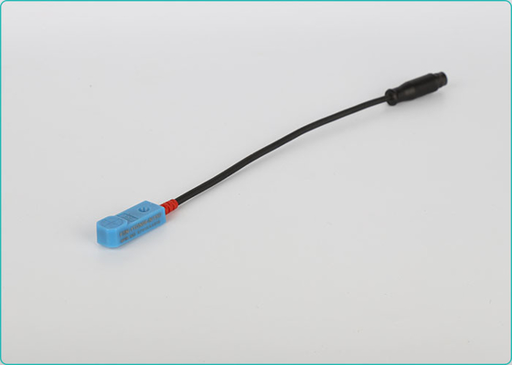 commutateur 12V-24VDC PNP inductif rectangulaire de détection de 2mm imperméable AUCUN
