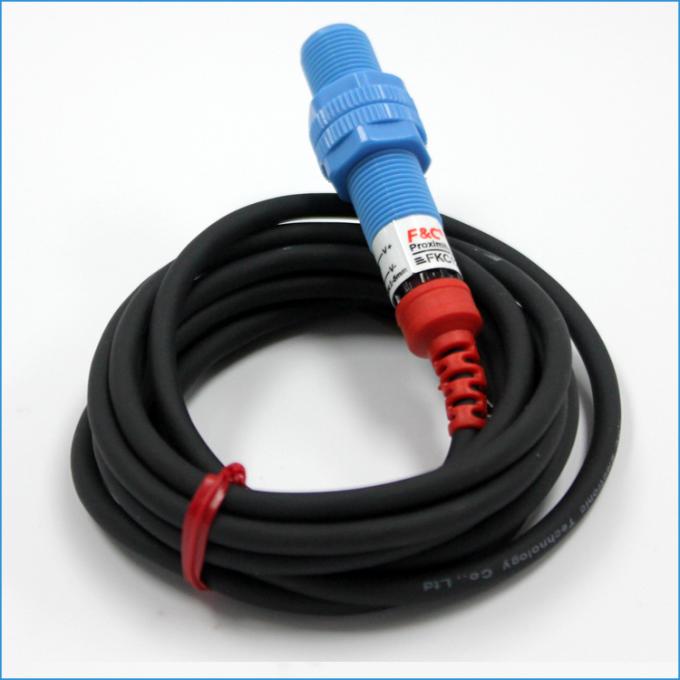 Commutateur 12V capacitif de détection capacitif du capteur de proximité de la détection M12 en plastique 5mm